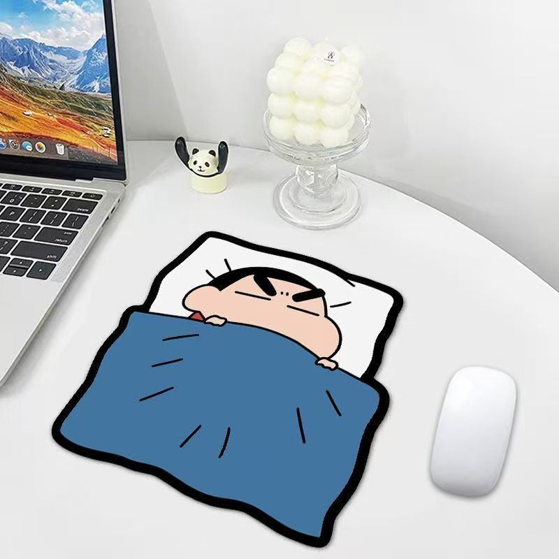 Niedliches Crayon Shinchan Mau – Desk Setup Cute Bewertung und Preis